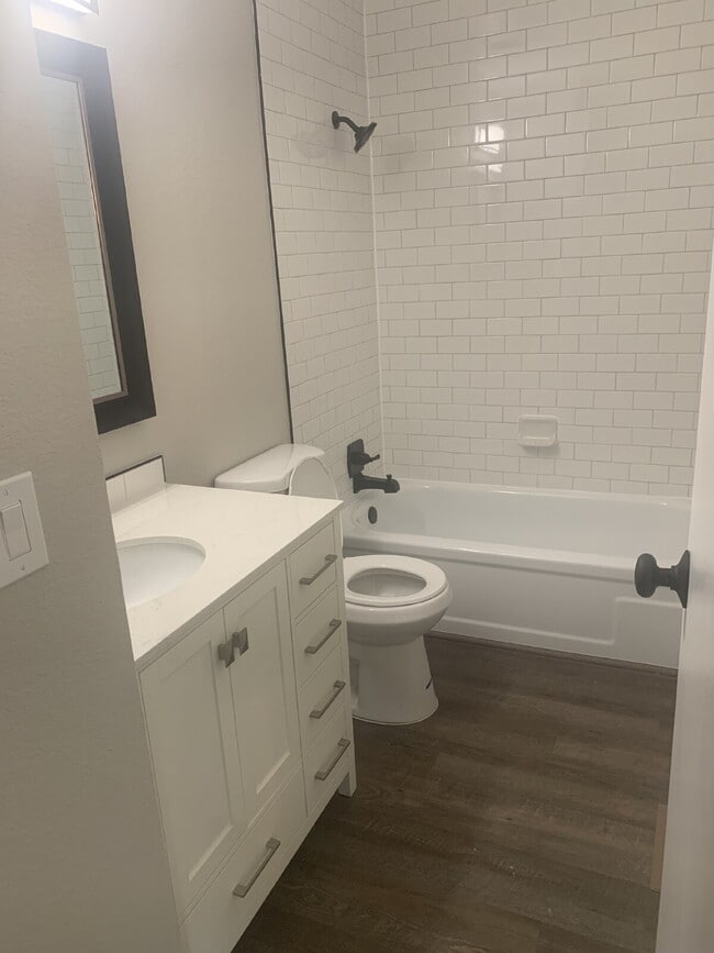 Building Photo - "Charming 3-Bed, 2-Bath Retreat with 1,280...