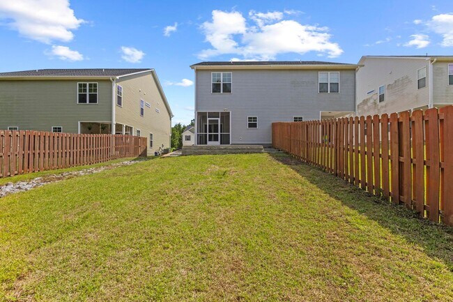 Building Photo - Holly Ridge Townhouse For Rent!