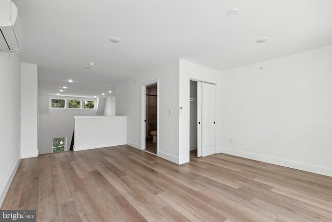 Building Photo - 4214 Powelton Ave