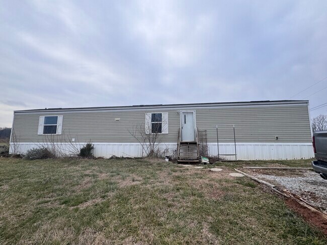 Building Photo - 118 Loyalty Ln
