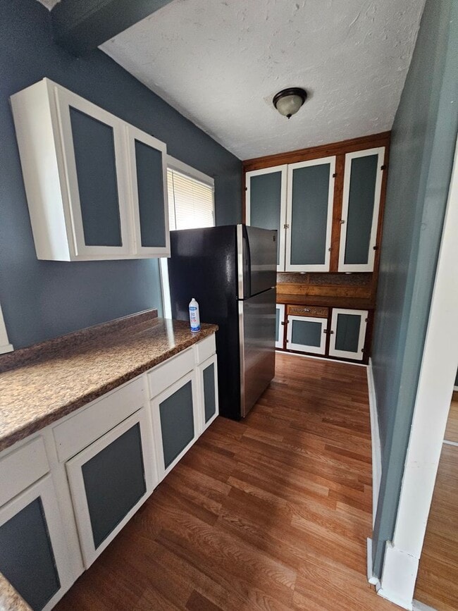 Building Photo - 3 Bedroom Home for Rent