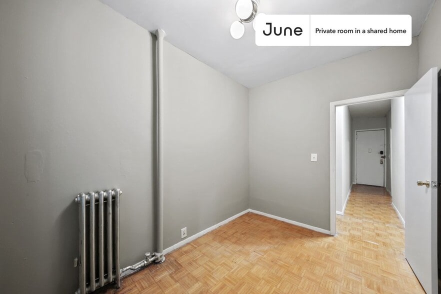 Building Photo - Room in Shared 3 bed/1 bath home in Hamilton Heights