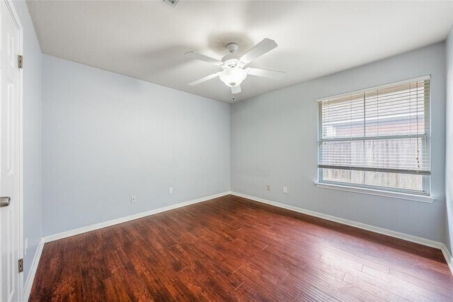 Building Photo - 1853 Dapplegrey Ln