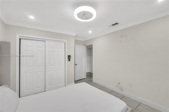 Building Photo - 8482 NW 166th Terrace