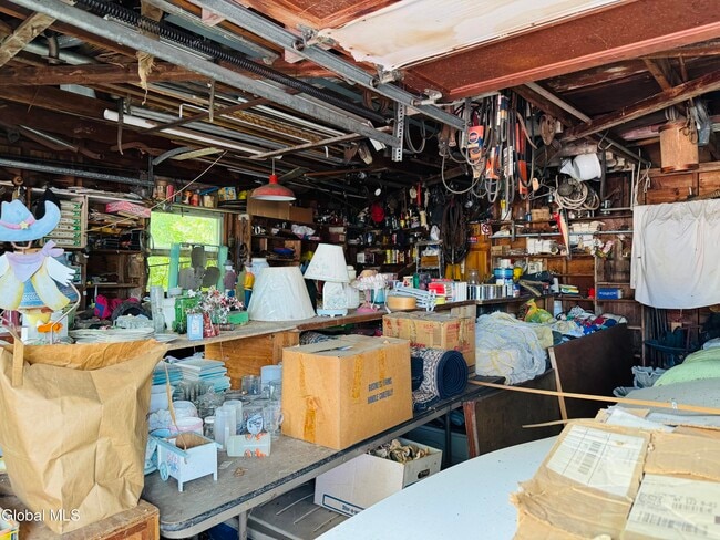 Building Photo - 2970 Salisbury Pl