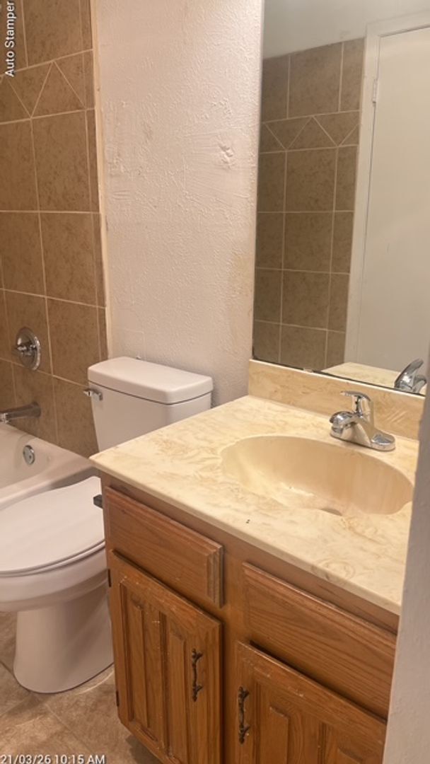 Building Photo - 7221 W Cleburne Rd