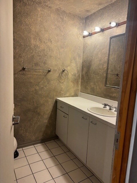 Building Photo - 110 N Peoria St