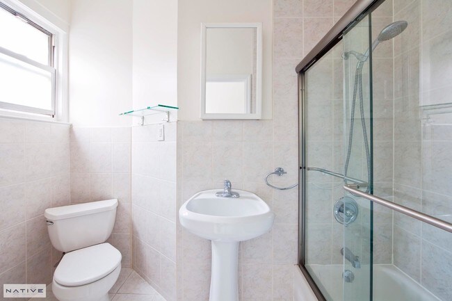 Building Photo - 107 N 8th St