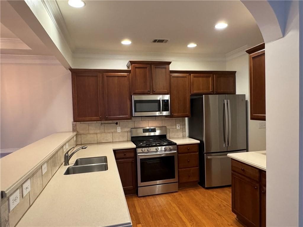 Building Photo - 5055 Hastings Terrace