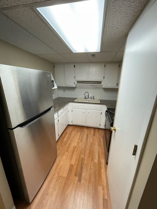 Building Photo - City of Maryville, 2 bedroom, 1 bath condo near Maryville High School - Ed Johnson (865) 924-5045