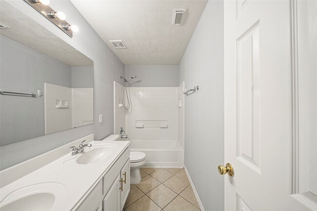 Building Photo - 24627 Cornell Park Ln