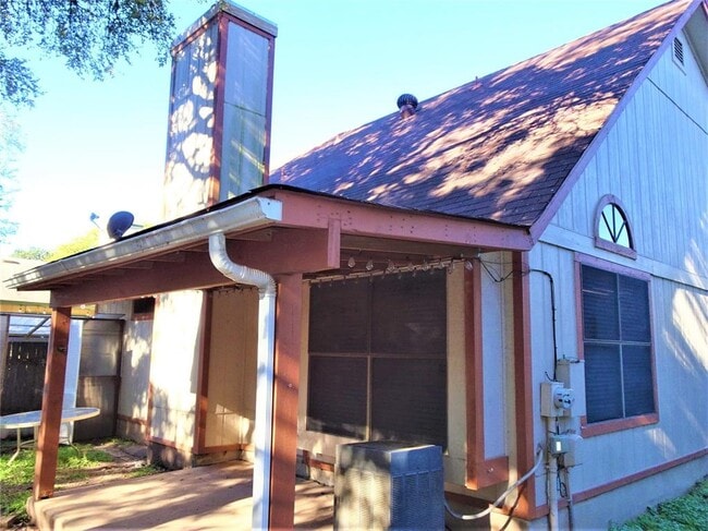 Building Photo - 12811 Steeple-Chase Dr