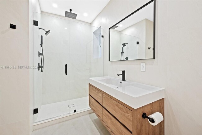 Building Photo - 8511 NW 141st Terrace