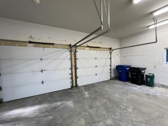 Building Photo - 2822 NW 91st St