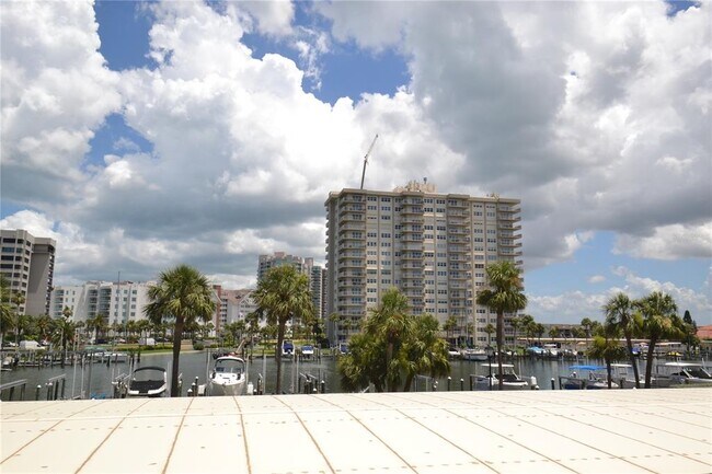Building Photo - 1651 Sand Key Estates Ct