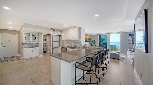 Building Photo - 4822 Ocean Blvd