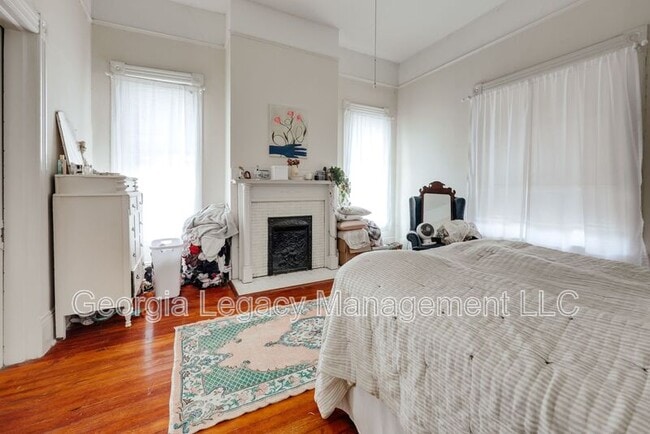 Building Photo - 295 Oglethorpe Ave