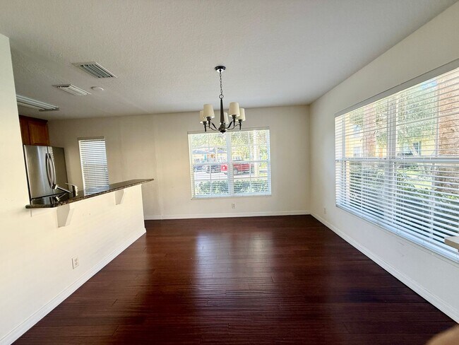 Building Photo - Coquina Key Townhomes Gated community 3/2.5