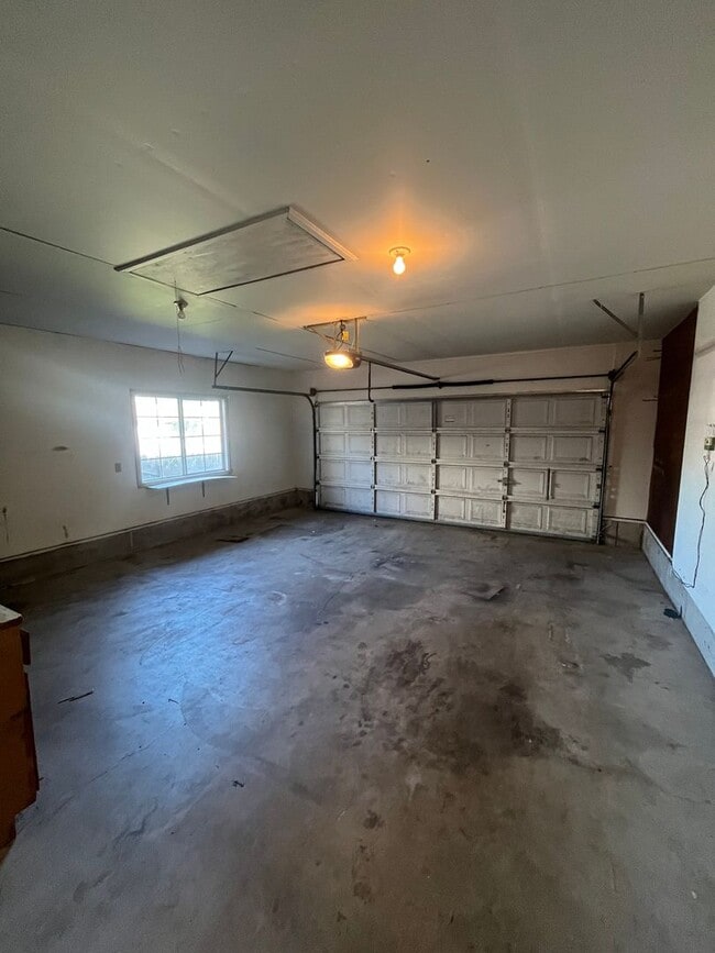 Building Photo - 3-Bedroom 2-Bathrrom home in Thurston
