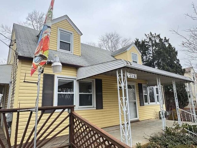 Building Photo - 316 Holy Cross Rd