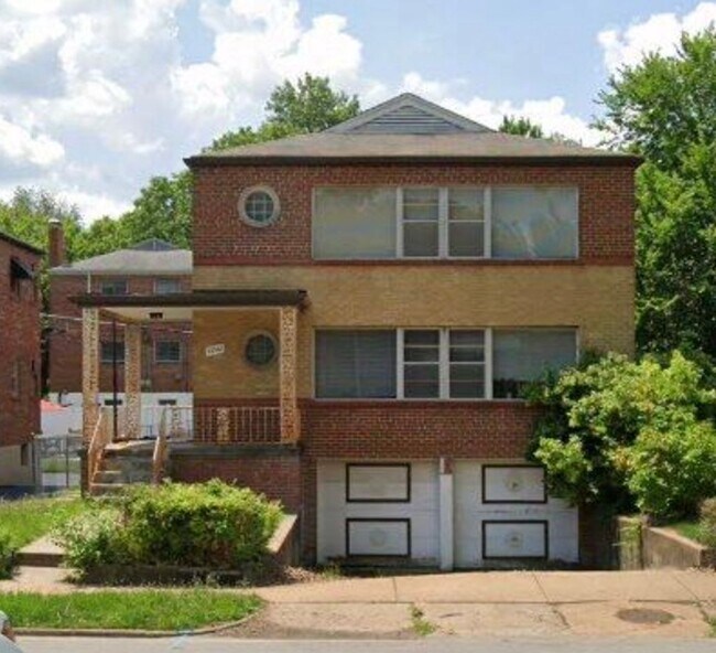 Primary Photo - 7240 Balson Ave