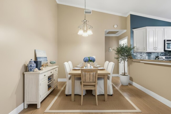 Building Photo - 5694 Northpointe Ln