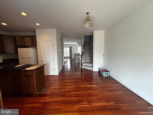 Building Photo - 8177 McCauley Way