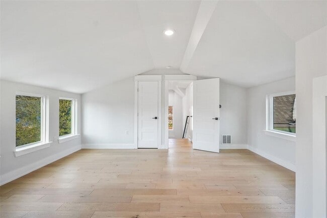 Building Photo - 5109 Stone Gate Dr