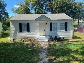 Building Photo - 2731 Ontario St