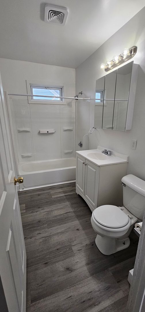 Building Photo - 11-15-15 Fairmount St