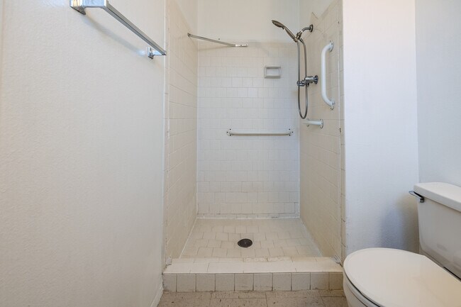 Building Photo - 10724 Onyxstone St