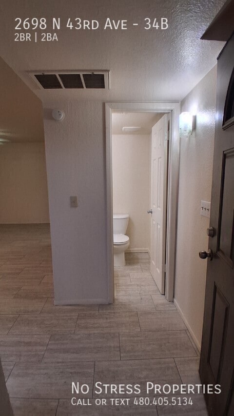 Building Photo - 2698 N 43rd Ave