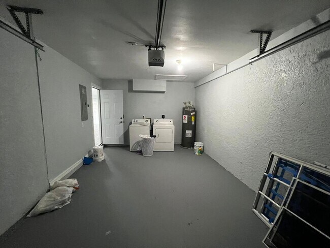 Building Photo - 4879 30th St SW