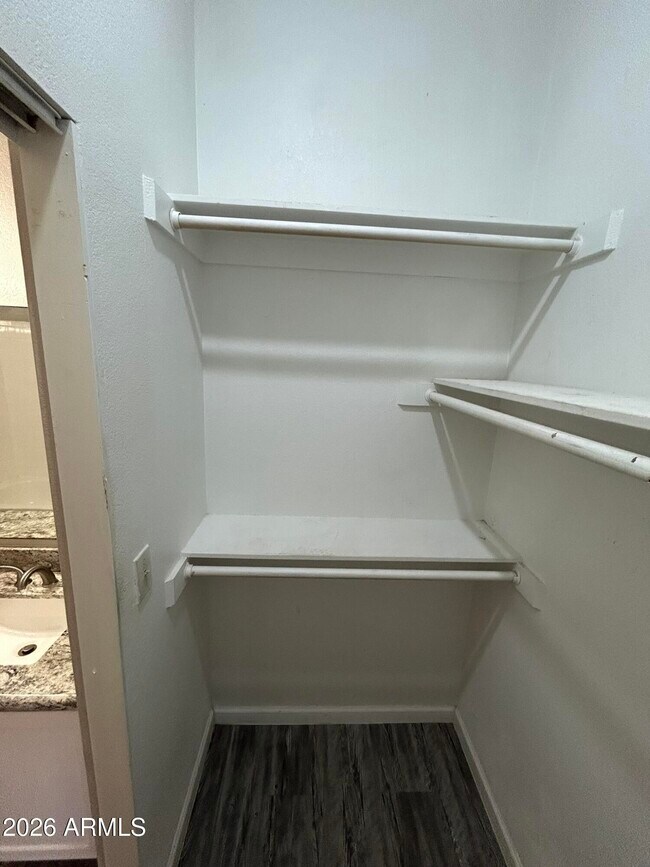 Building Photo - 4645 E Piedmont Rd