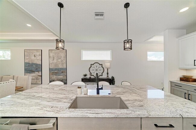 Building Photo - 1047 Waterline Ct