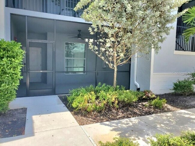 Building Photo - 14194 Heritage Landing Blvd