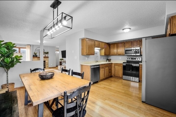 Building Photo - 1207 Cambria Ct