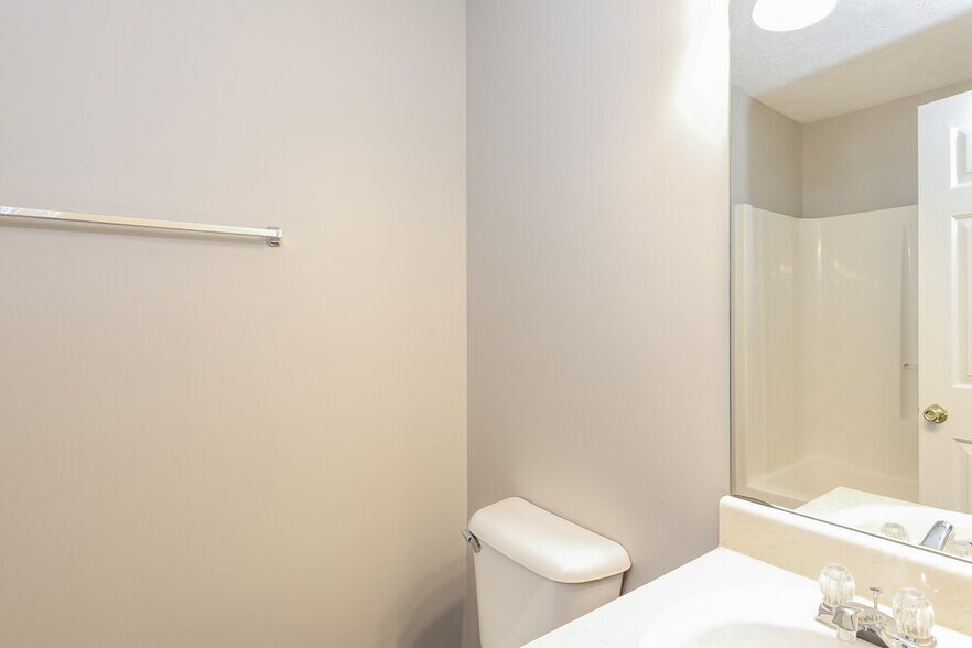 Building Photo - 5055 Tussahaw Crossing