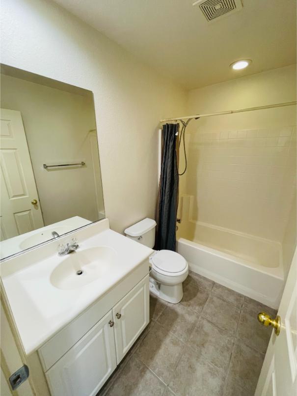 Building Photo - 33590 Willow Haven Ln