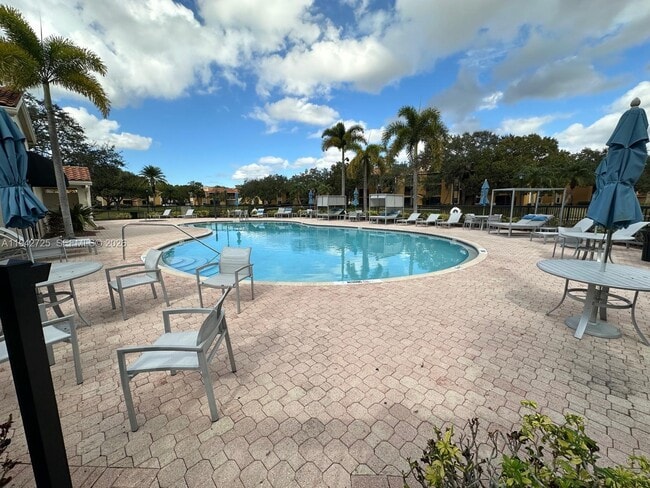 Building Photo - 3838 Coral Tree Cir