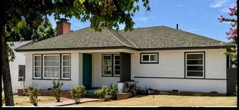 Building Photo - 147 El Nido Ave