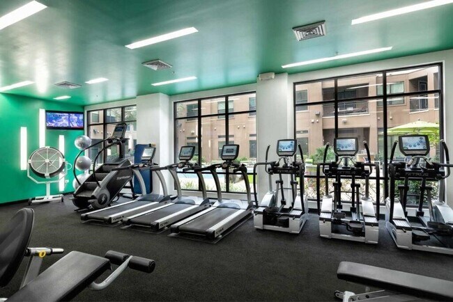 Building Photo - 2525 McCue Rd