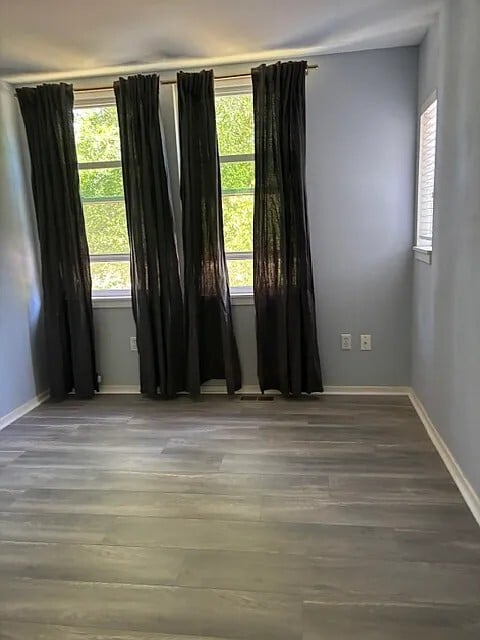 Small main bedroom - 4183 244th Pl SE