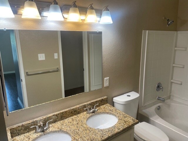 Building Photo - 325 Wolf Mountain Ln