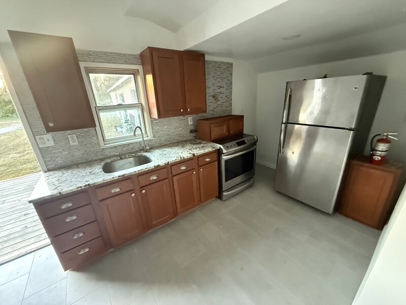 Building Photo - 5247 Landis Ave