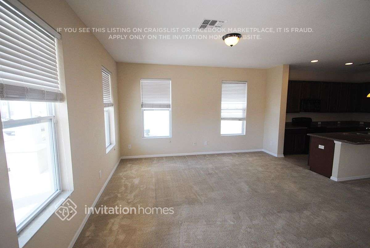 Building Photo - 6849 Sundrop St