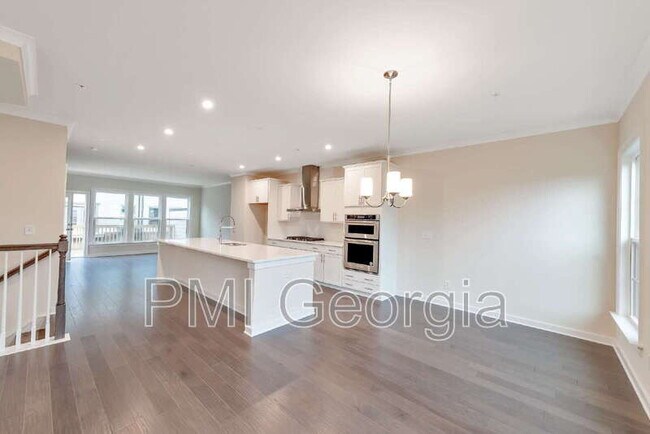 Building Photo - 1807 Brandsford St NW