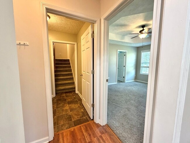 Building Photo - 1407 Scrub Oak Drive