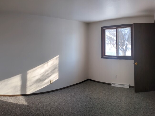 Building Photo - 110-112 West Grant St