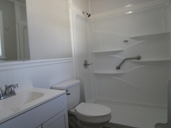 Building Photo - 2720 County Rd 43-402